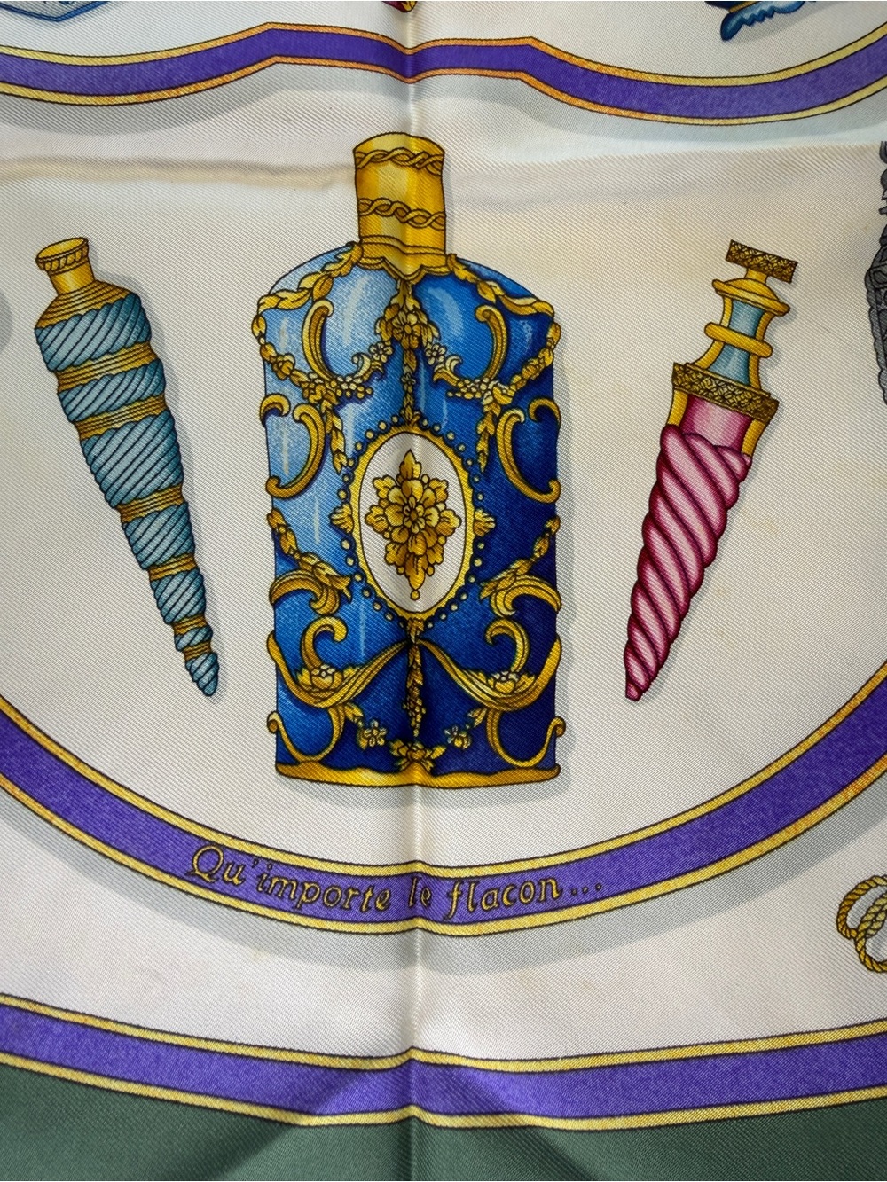 Hermès Paris Carré 90 "Qu'importe le Flacon" Vintage Silk Scarf Perfume Bottle - Picture 3 of 13